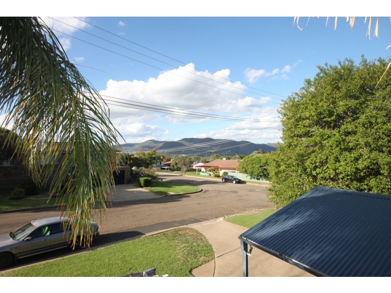 30 McRae Street, Tamworth NSW 2340