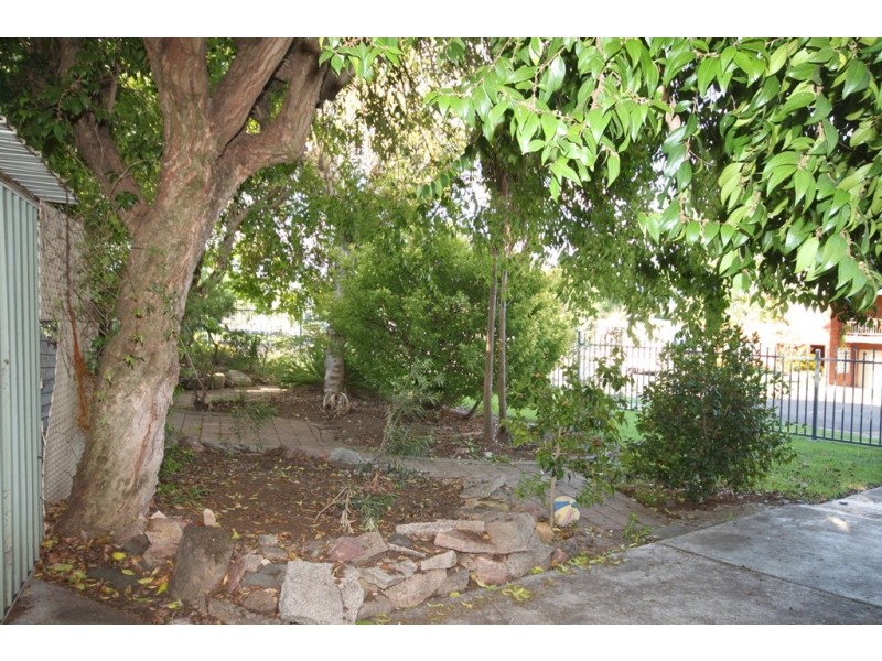 30 McRae Street, Tamworth NSW 2340