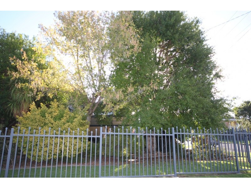 30 McRae Street, Tamworth NSW 2340