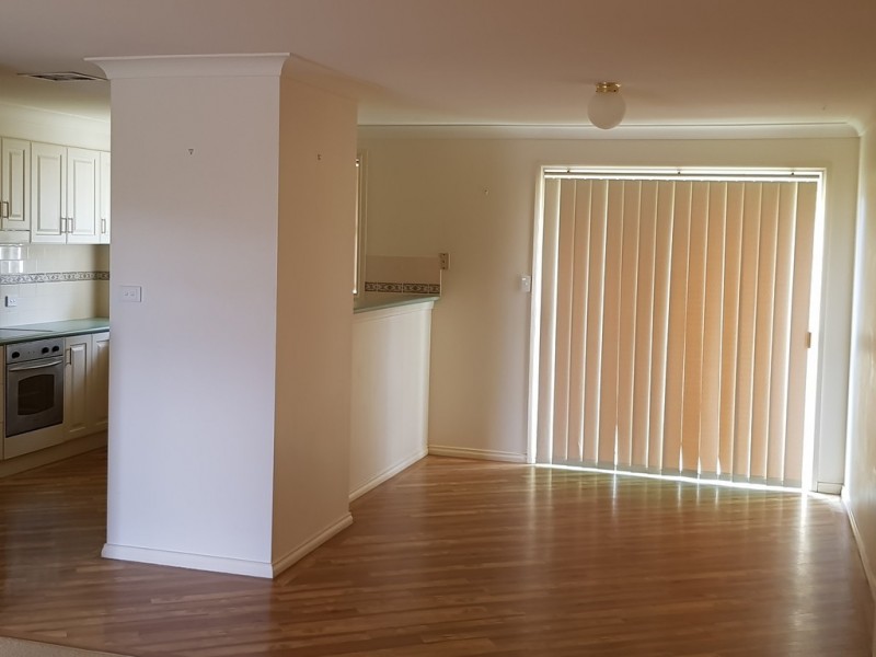 18 The Retreat, Tamworth NSW 2340