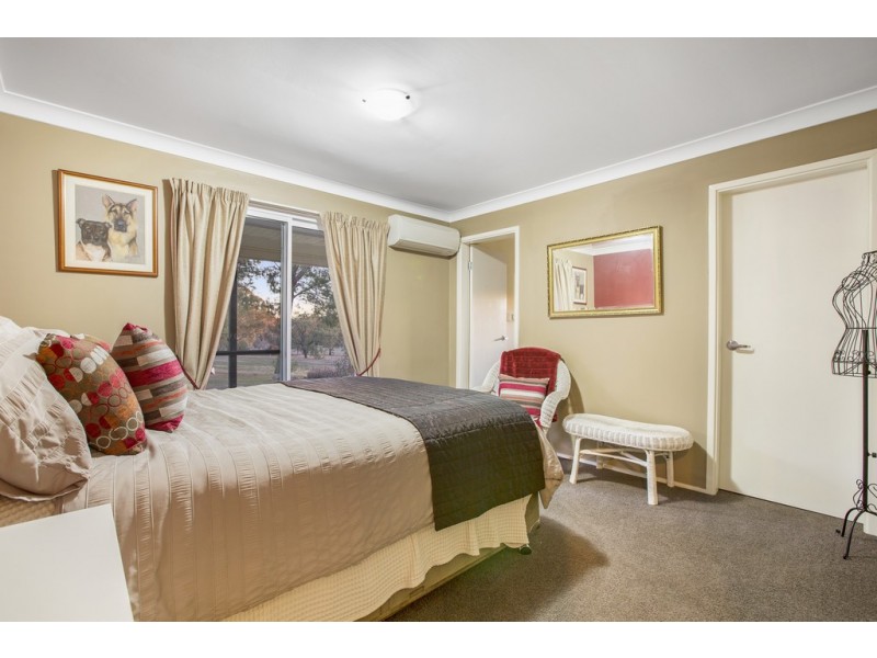 97 Stirling Road, Tamworth NSW 2340