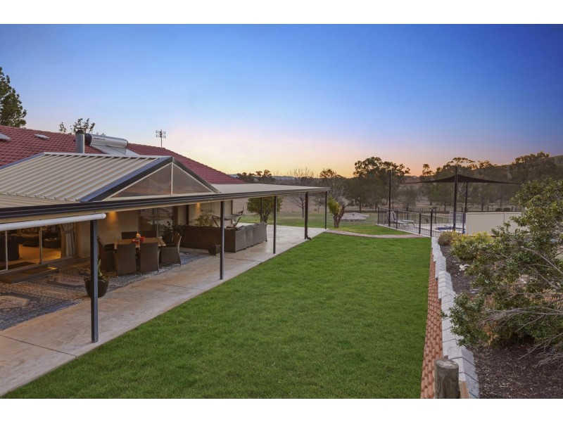 97 Stirling Road, Tamworth NSW 2340