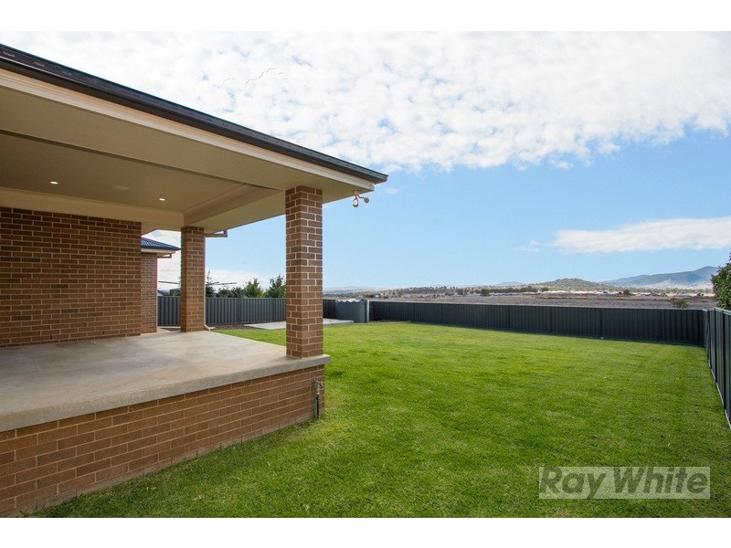 20 Verdelho Drive, Tamworth NSW 2340