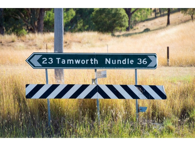 “Hillview” 620 Woolomin Road, Tamworth NSW 2340