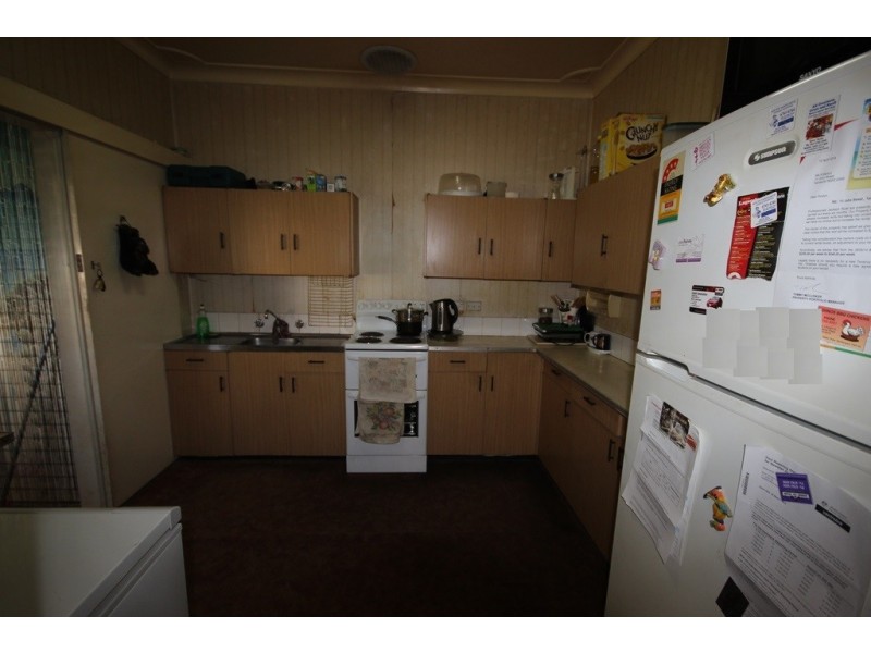 11 John Street, Tamworth NSW 2340