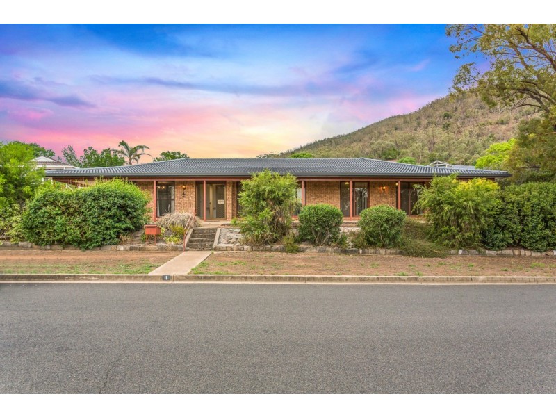 12 Prentice Avenue, Tamworth NSW 2340