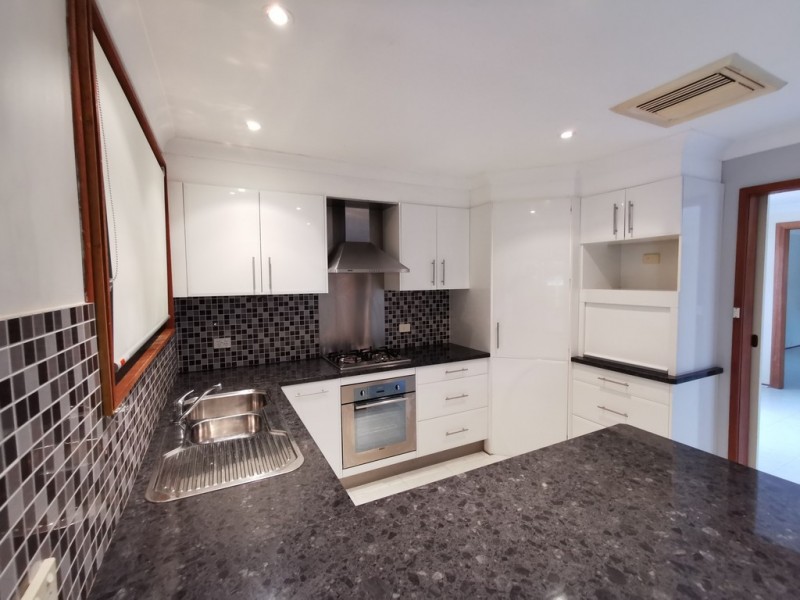 51 Minnamurra Cresent, Tamworth NSW 2340