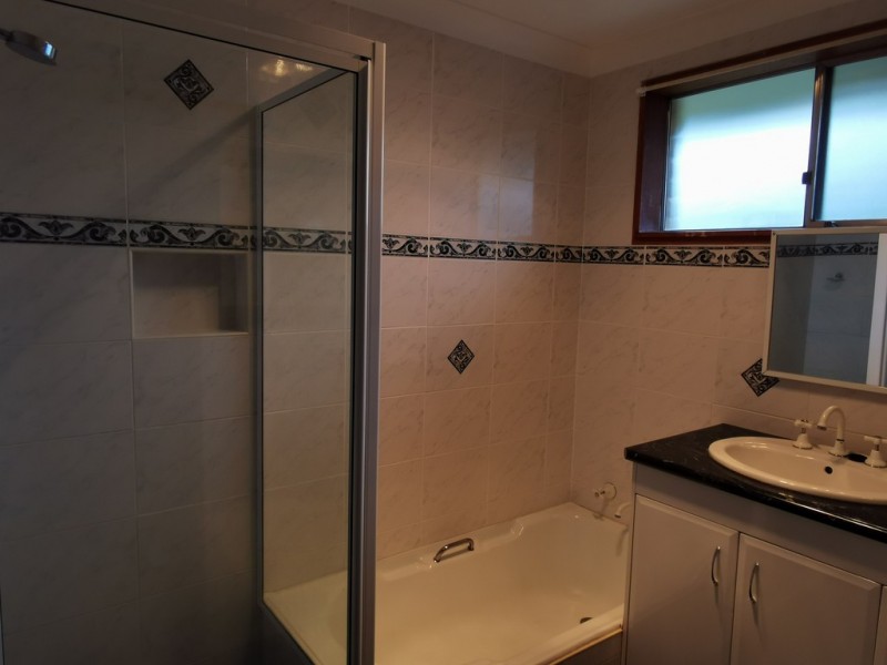 51 Minnamurra Cresent, Tamworth NSW 2340