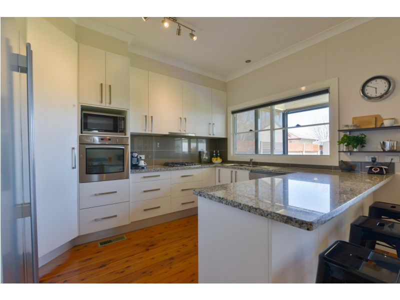 9 Rawson Avenue, Tamworth NSW 2340