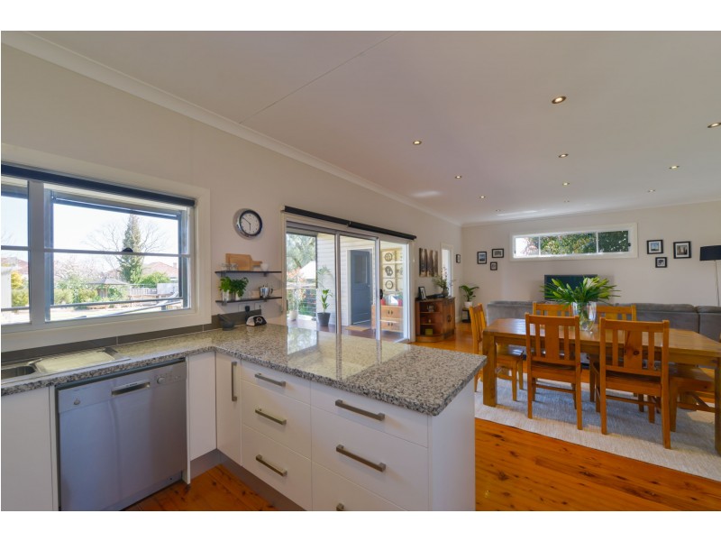 9 Rawson Avenue, Tamworth NSW 2340