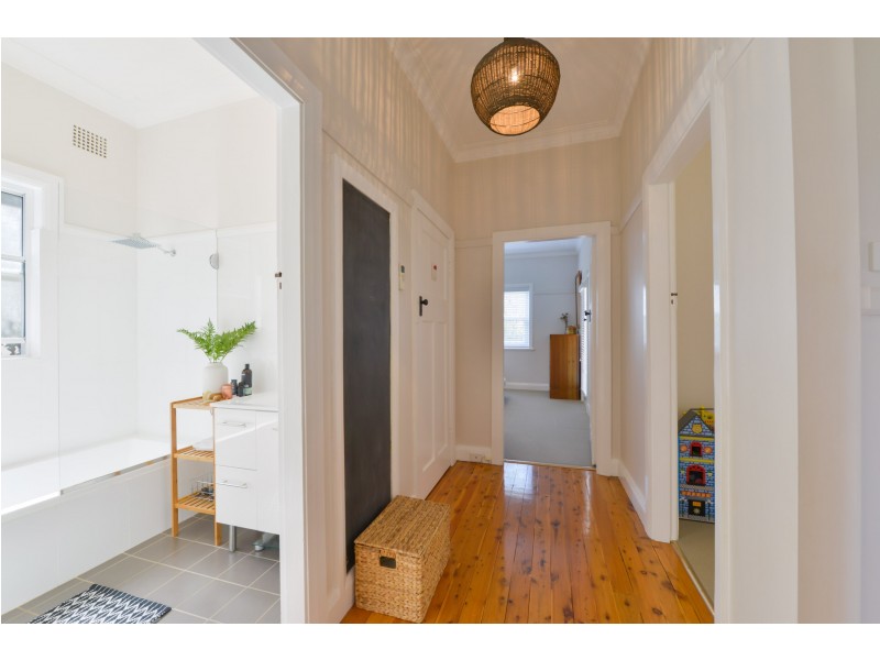 9 Rawson Avenue, Tamworth NSW 2340