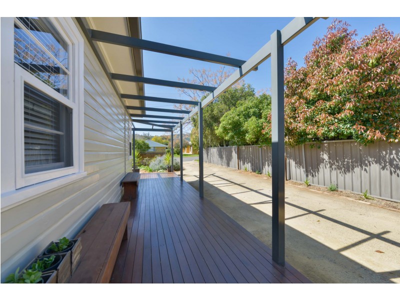 9 Rawson Avenue, Tamworth NSW 2340