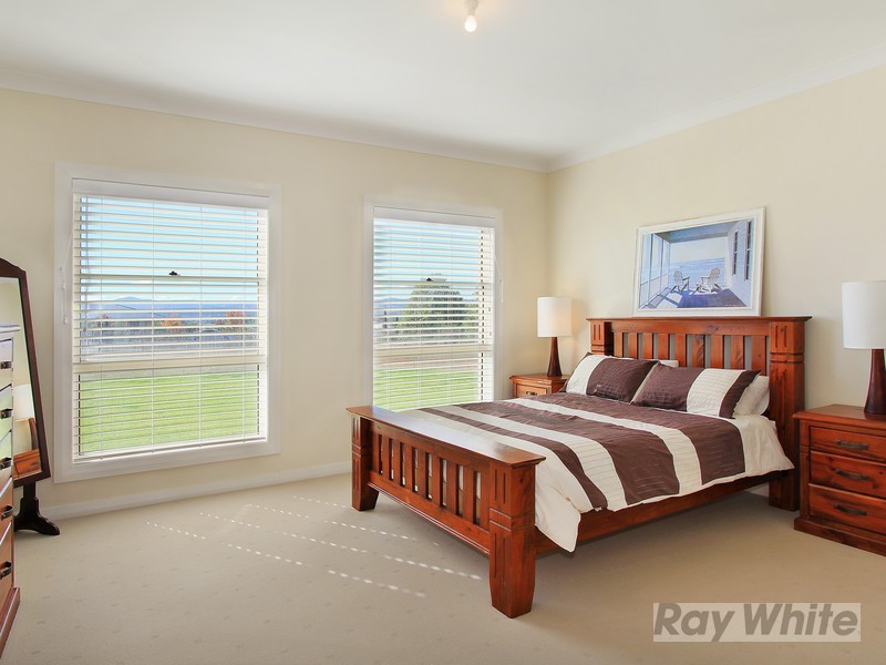 19 Landsborough Close, Tamworth NSW 2340