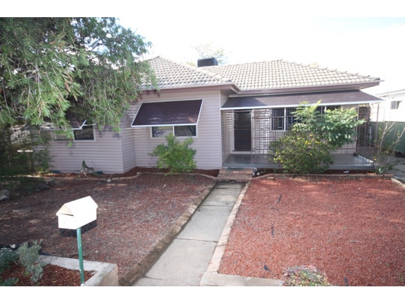 41 Churchill Street, Tamworth NSW 2340