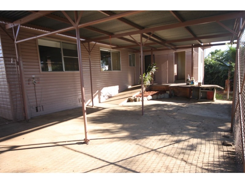 41 Churchill Street, Tamworth NSW 2340