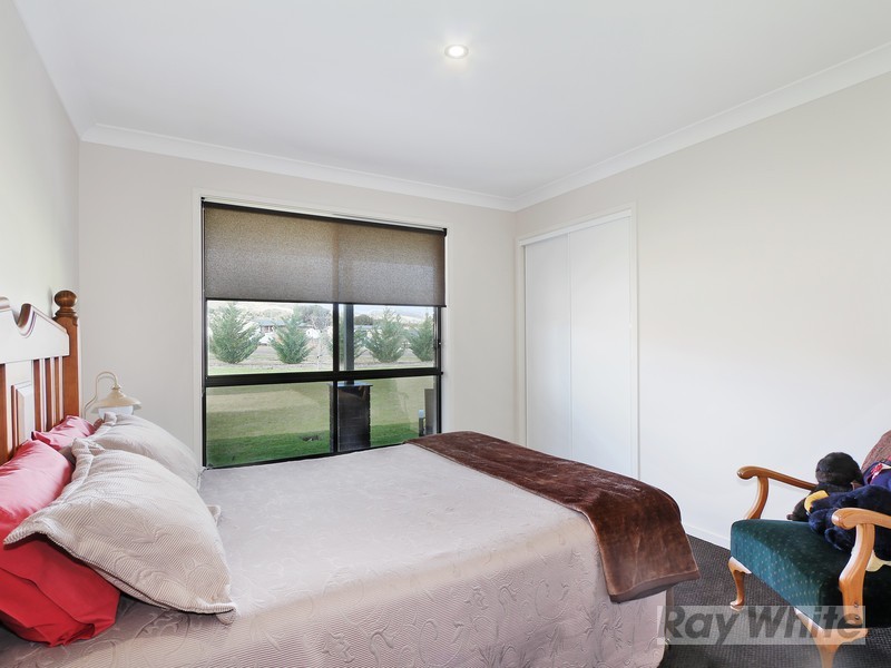 9 Conjola Drive, Tamworth NSW 2340