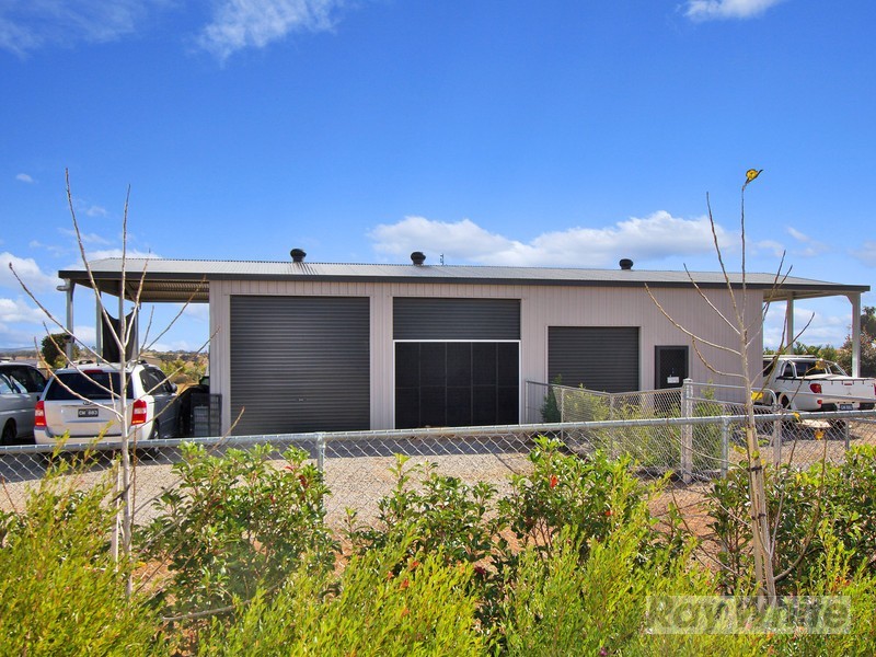 9 Conjola Drive, Tamworth NSW 2340