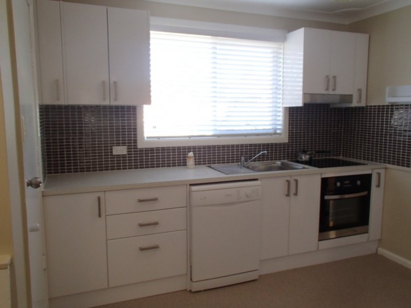 10 Larool Street, Tamworth NSW 2340