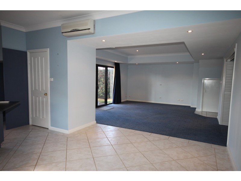 1/45 The Grange, Tamworth NSW 2340