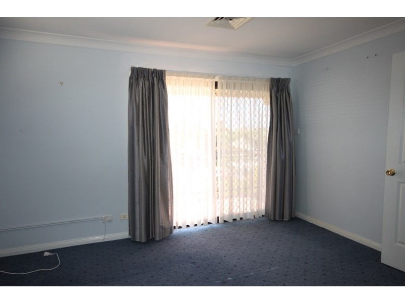1/45 The Grange, Tamworth NSW 2340