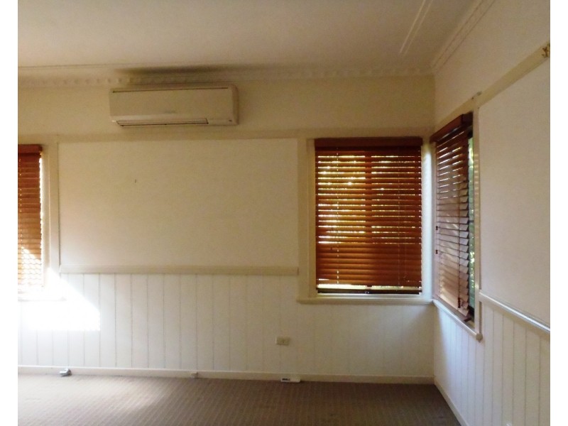 103 Rawson Avenue, Tamworth NSW 2340