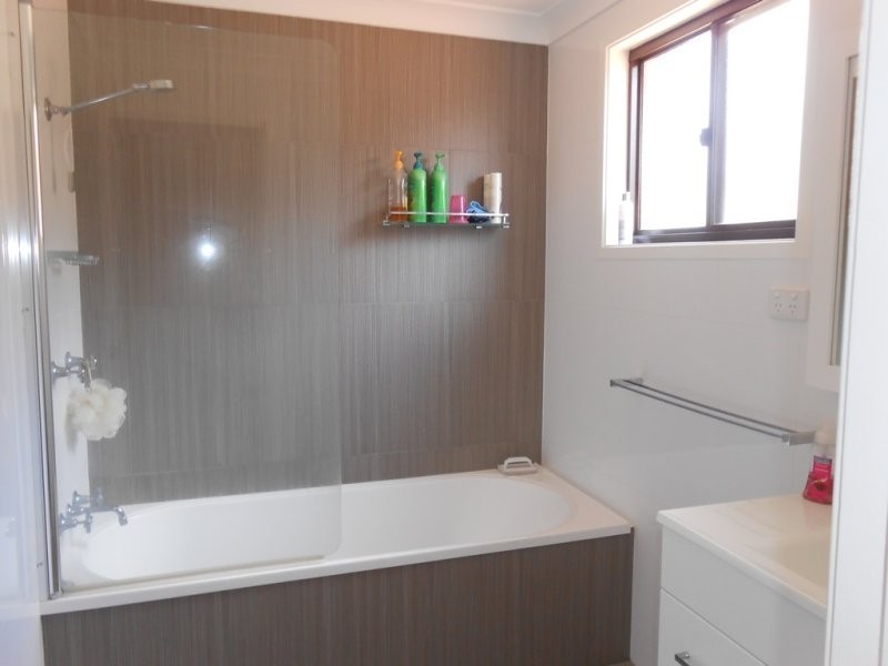 60 Mitchell Street, Westdale NSW 2340