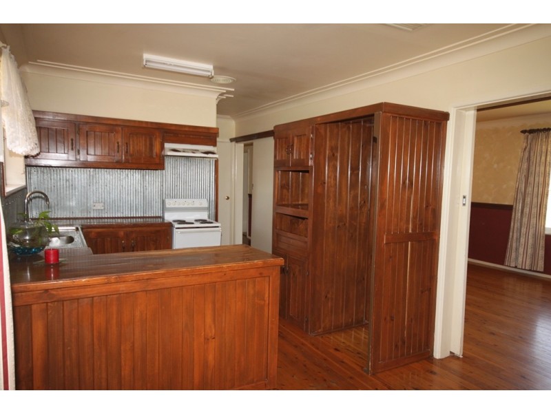 5 Oak Street, Tamworth NSW 2340