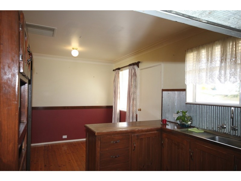 5 Oak Street, Tamworth NSW 2340