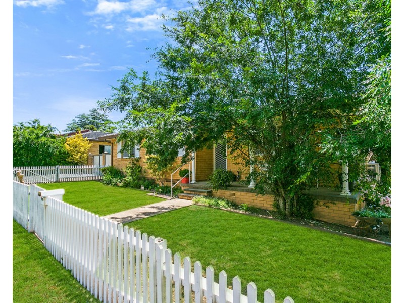 60 Edward Street, Tamworth NSW 2340