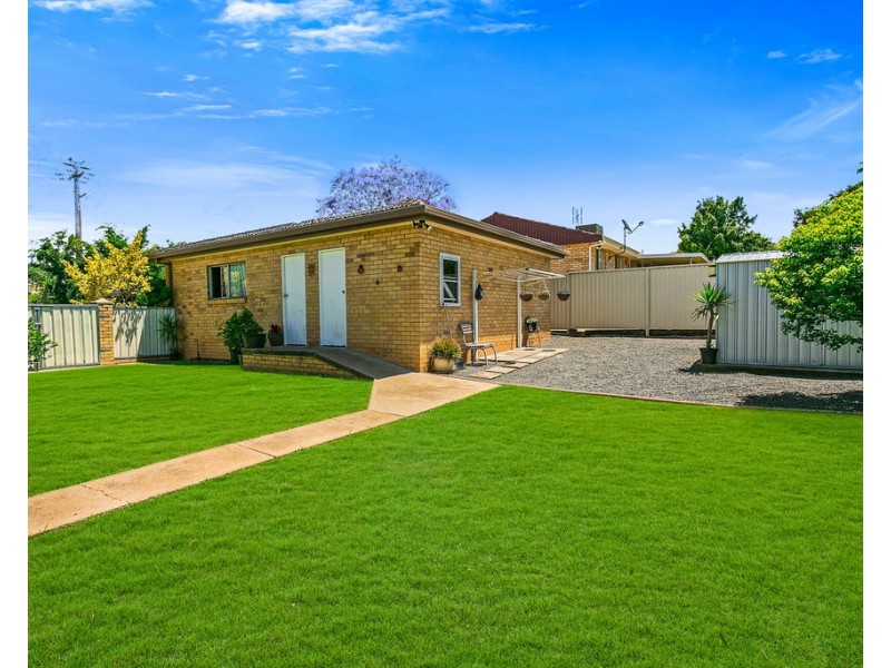 60 Edward Street, Tamworth NSW 2340
