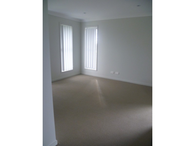 1 Carnegie Place, Westdale NSW 2340