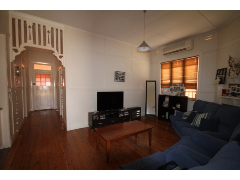 36 Gipps Street, Tamworth NSW 2340