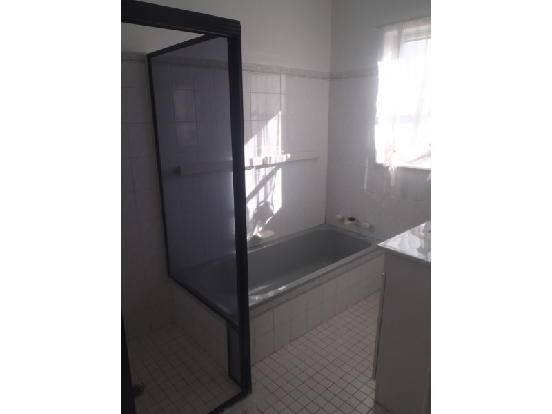 30 Hall Street, Tamworth NSW 2340
