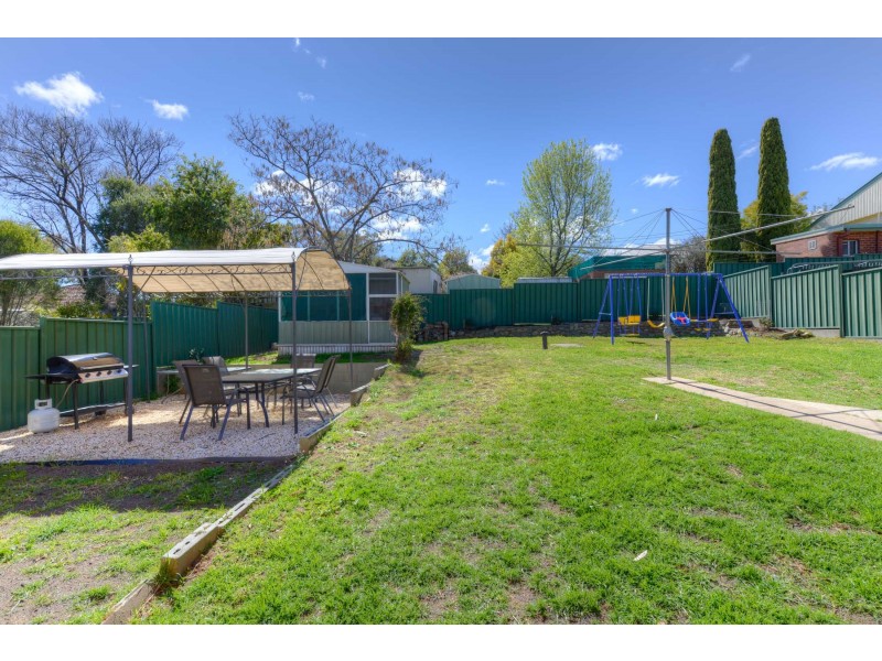 12 Carthage Street, Tamworth NSW 2340