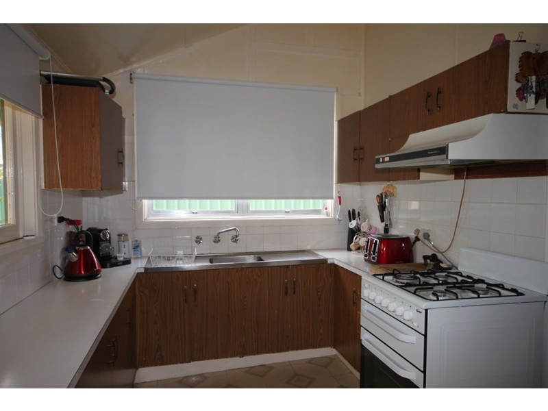 18 Coronation Avenue, Werris Creek NSW 2341