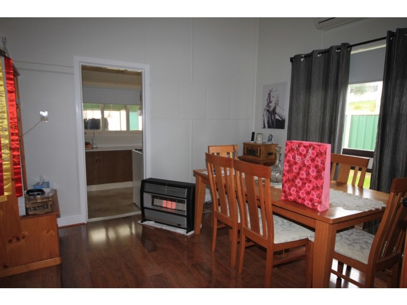 18 Coronation Avenue, Werris Creek NSW 2341