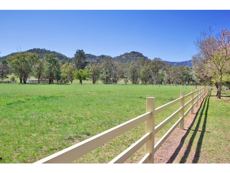 170 New England Gully Road, Moonbi NSW 2353