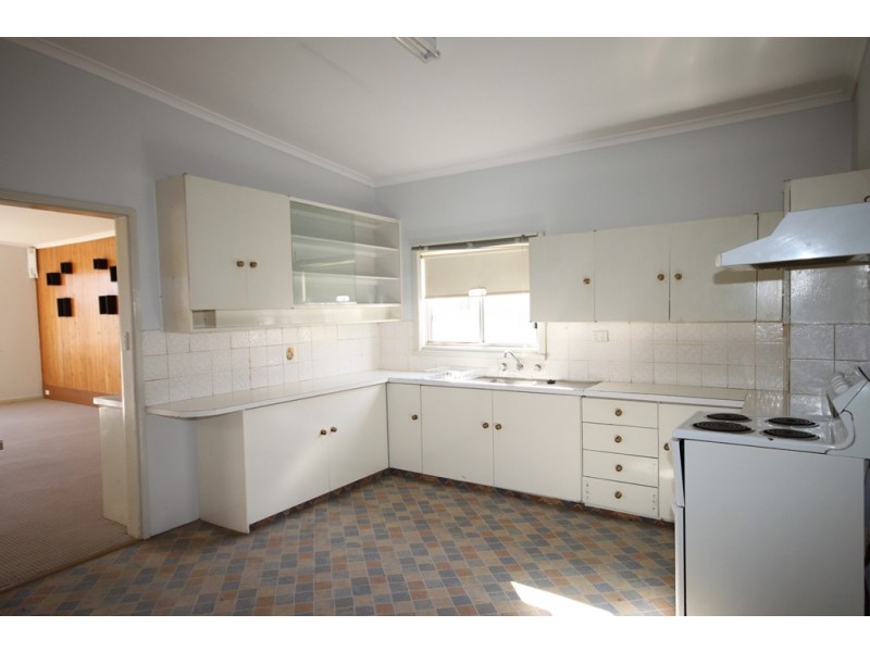 14 Terry Street, Tamworth NSW 2340