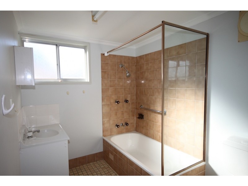 14 Terry Street, Tamworth NSW 2340