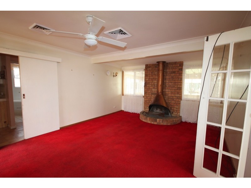 11 Nancy Street, Tamworth NSW 2340