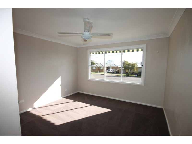 11 Nancy Street, Tamworth NSW 2340