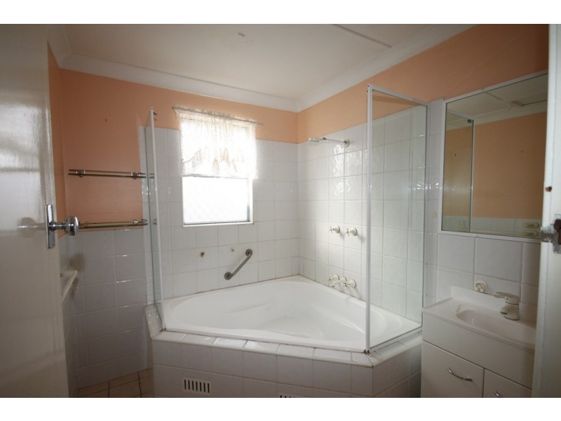 11 Nancy Street, Tamworth NSW 2340