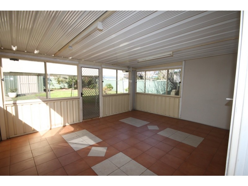 11 Nancy Street, Tamworth NSW 2340