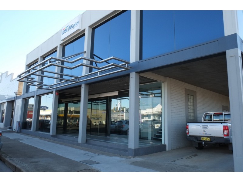 476 Peel Street, Tamworth NSW 2340