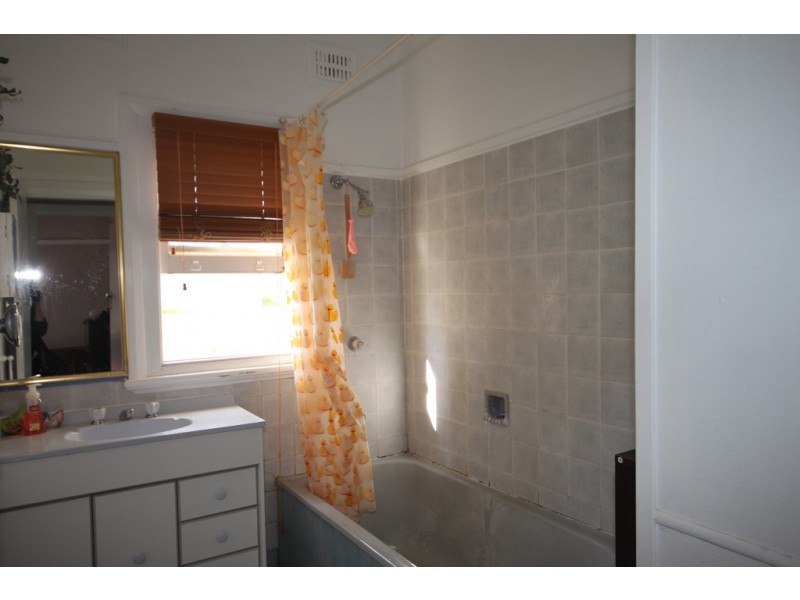 72 Johnston Street, Tamworth NSW 2340