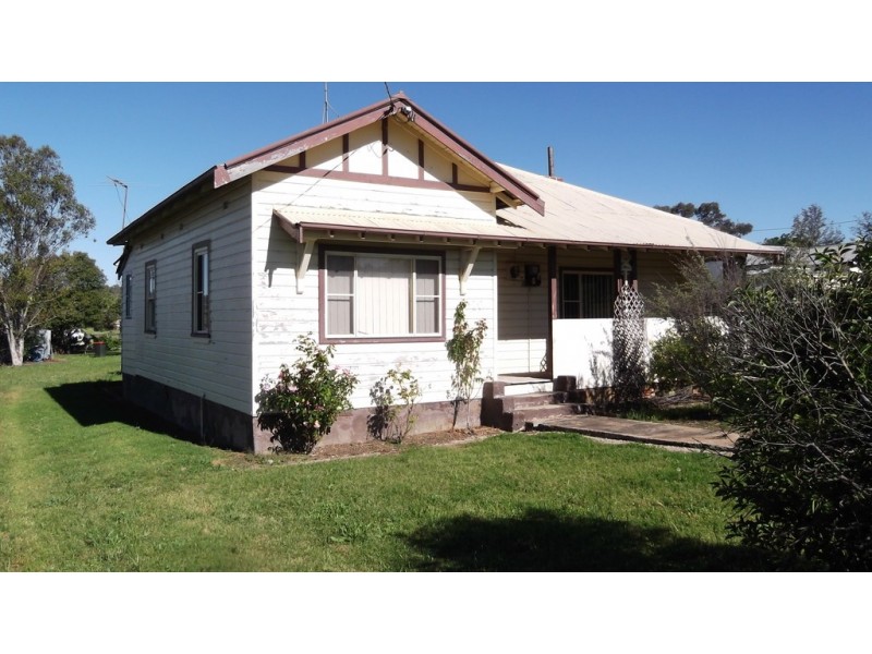 10 Queen Street, Barraba NSW 2347
