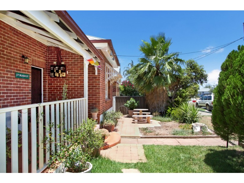 37 Bligh Street, Tamworth NSW 2340