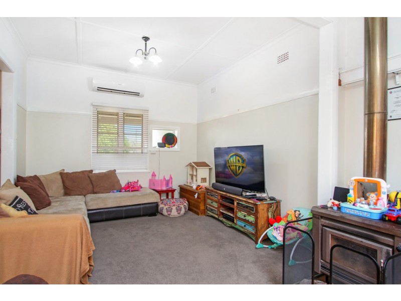 37 Bligh Street, Tamworth NSW 2340