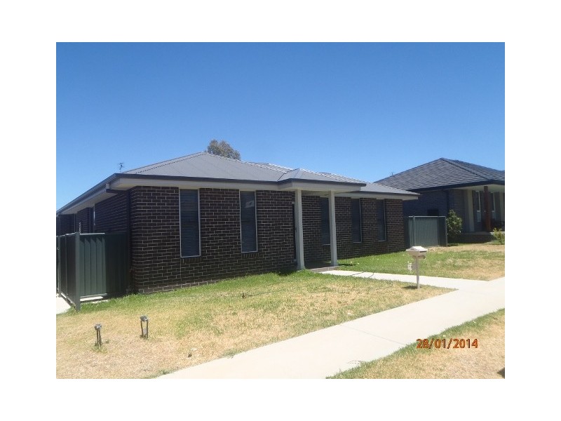 19 Boulevarde Place, Tamworth NSW 2340