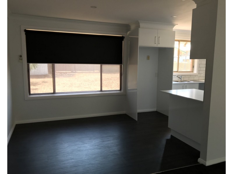 34 Glengarvin Drive, Tamworth NSW 2340